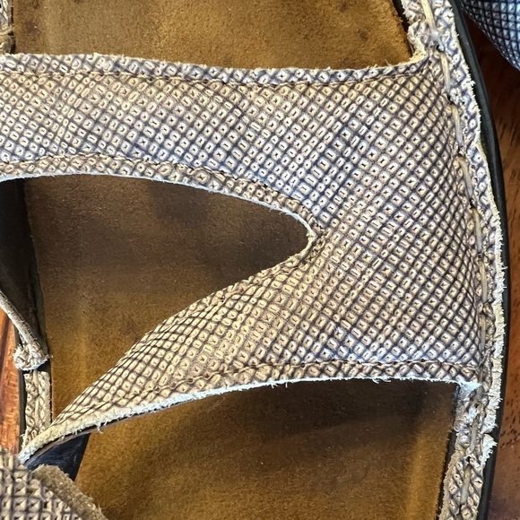 Naot Velcro Close Walking Sandal 41/US 10 - 10 1/2 - Picture 4 of 8